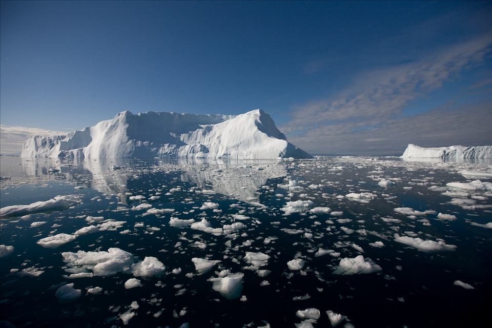 Arctic coast and sea ice