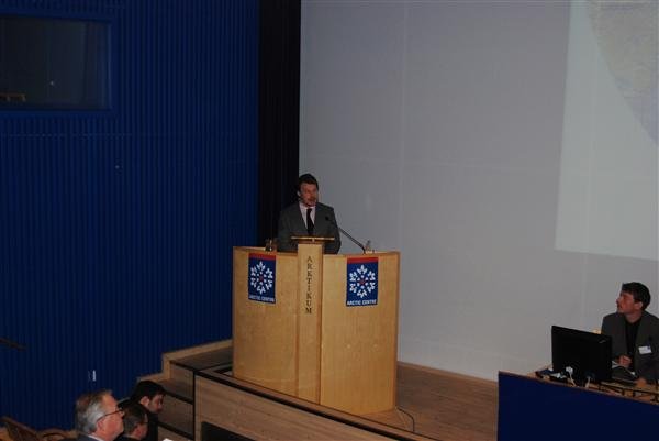 Charles Emmerson giving a keynote speech, Fri. 07.09, photo by J-E Kukko