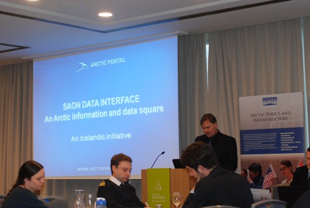 Halldor from the Arctic Portal presenting SAON