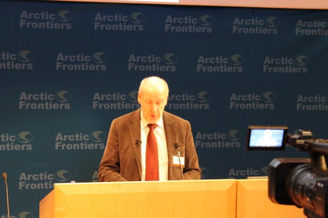 Steingrímur J. Sigfússon, Minister of Industries and Innovation of the Republic of Iceland