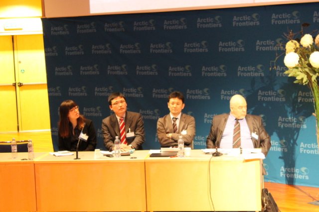 Panel debate on Asian - Arctic policy